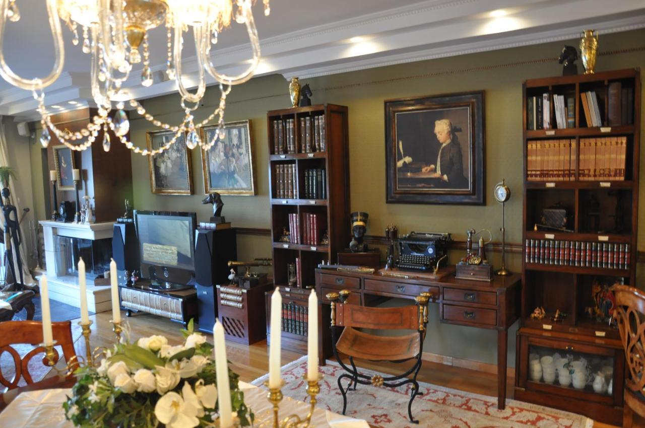 Classic Apartment With Beautiful View Kastoria Extérieur photo