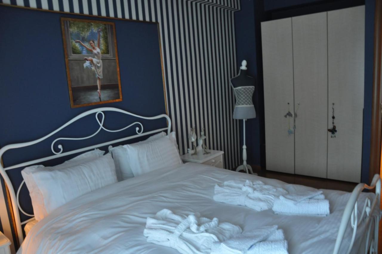Classic Apartment With Beautiful View Kastoria Extérieur photo