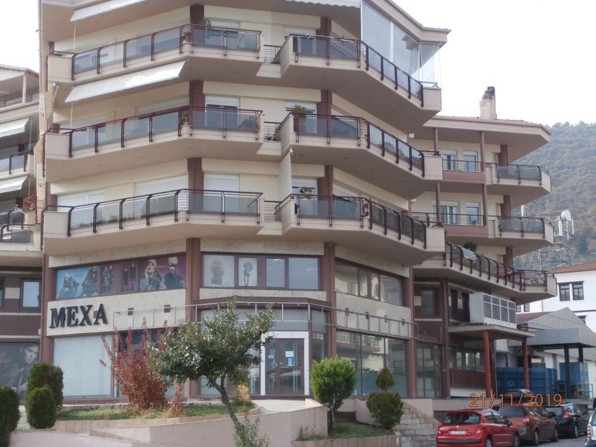 Classic Apartment With Beautiful View Kastoria Extérieur photo